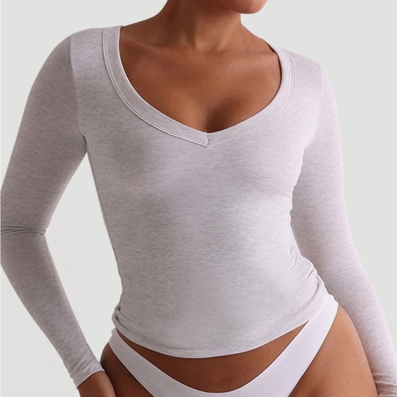 MYOUTFITONLINE - Grey Long Sleeve - Picture 4 of 4